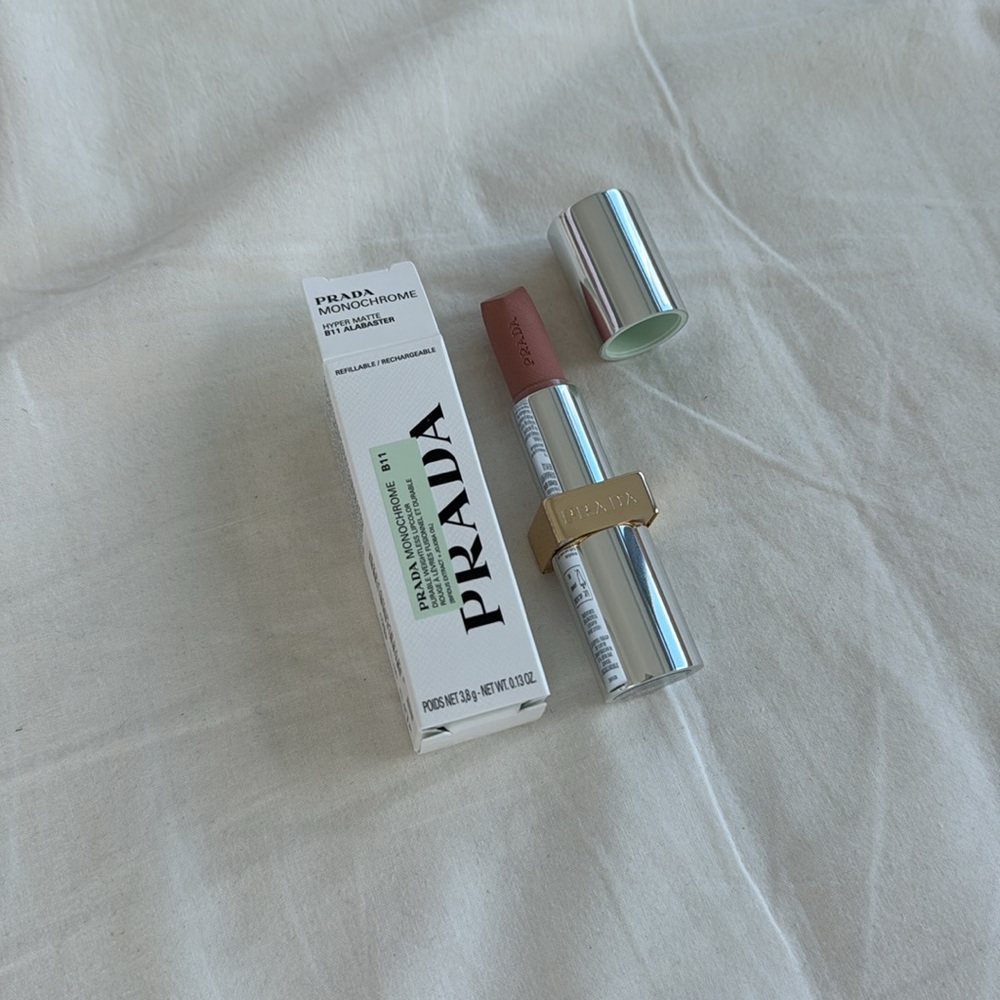 Prada Beauty 
Monochrome Hyper Matte Refillable Lipstick B11 - Picture 2 of 5